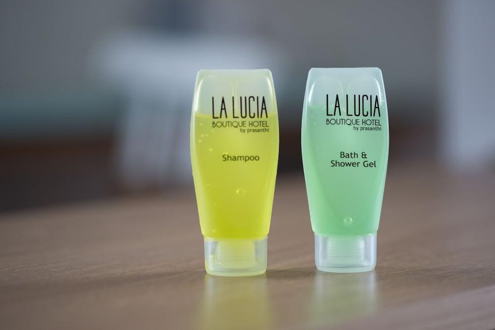La Lucia Boutique Hotel By Prasanthi Tanjung Pandan Exterior foto